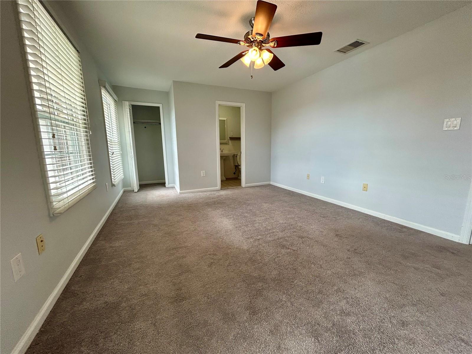 Image 9 of 19 For 5850 Cypress Gardens Boulevard 403