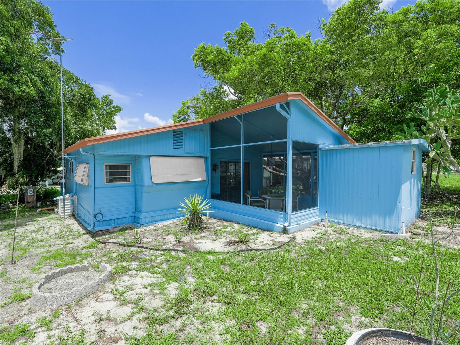 Image 13 of 34 For 121 Saddlebag Trail