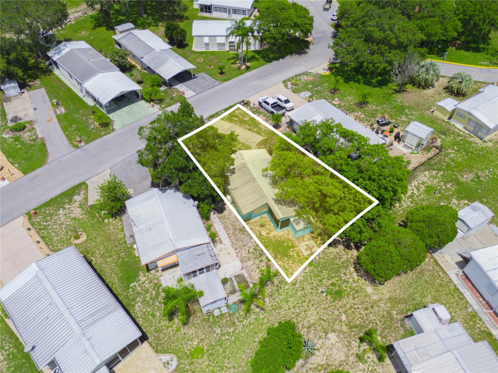 Image 25 of 34 For 121 Saddlebag Trail