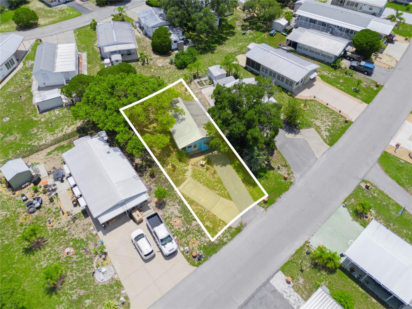 Image 29 of 34 For 121 Saddlebag Trail