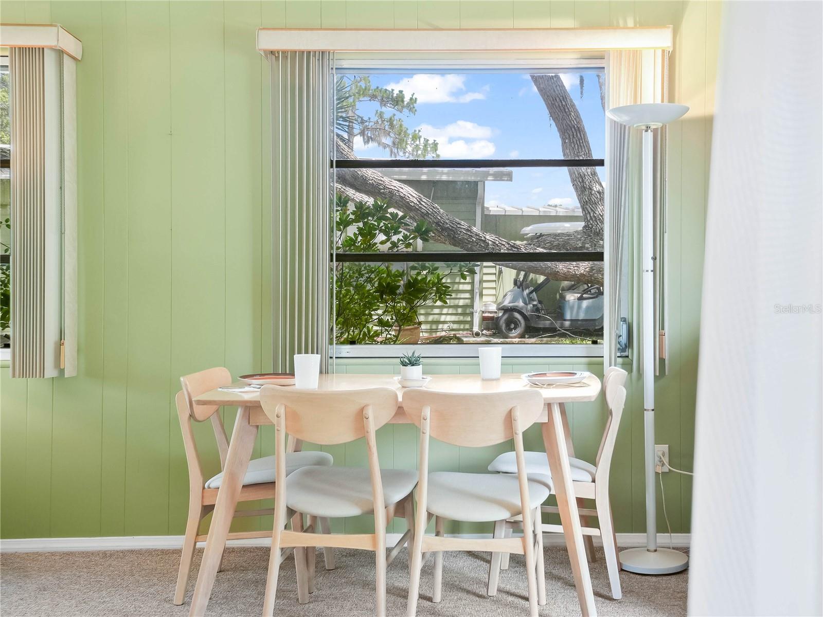 Image 9 of 34 For 121 Saddlebag Trail