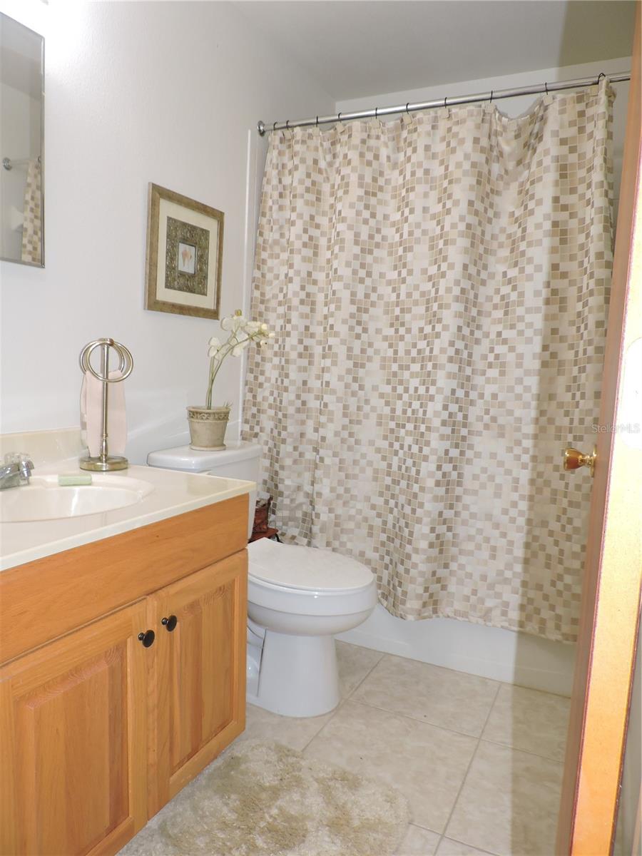 Image 18 of 25 For 1477 Thousand Roses Drive