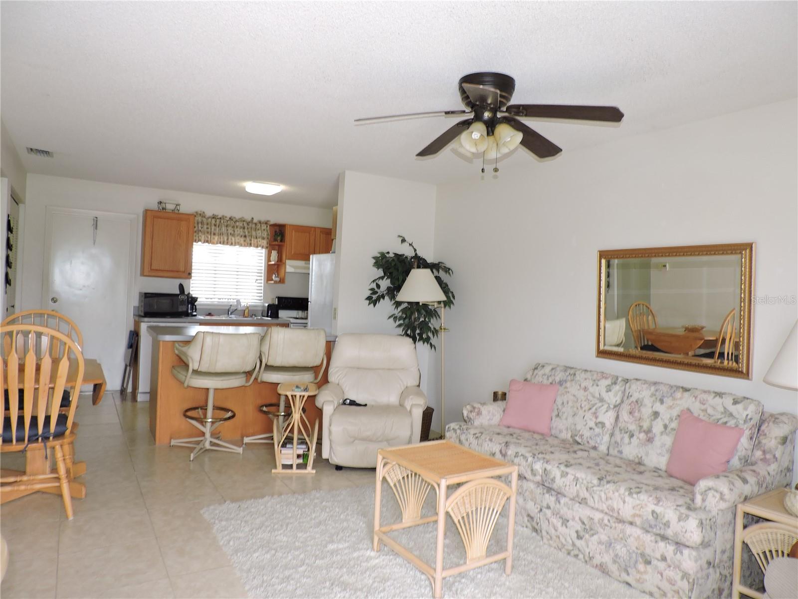 Image 7 of 25 For 1477 Thousand Roses Drive