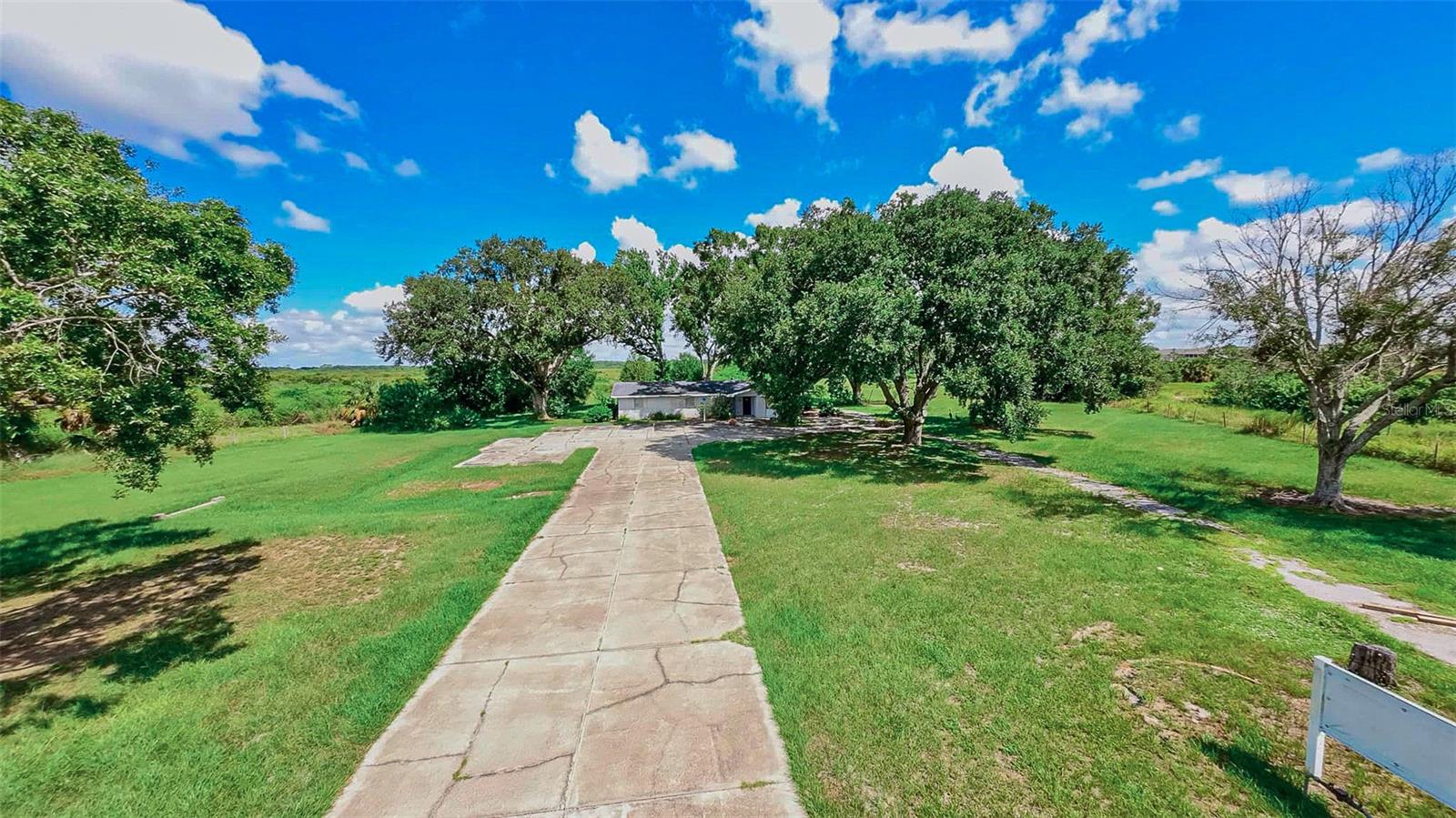 Details for 1030 Chalet Suzanne Road, LAKE WALES, FL 33859