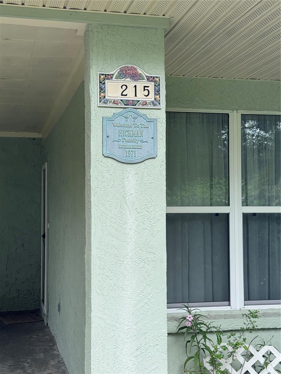 Image 8 of 33 For 215 Parkwood Avenue