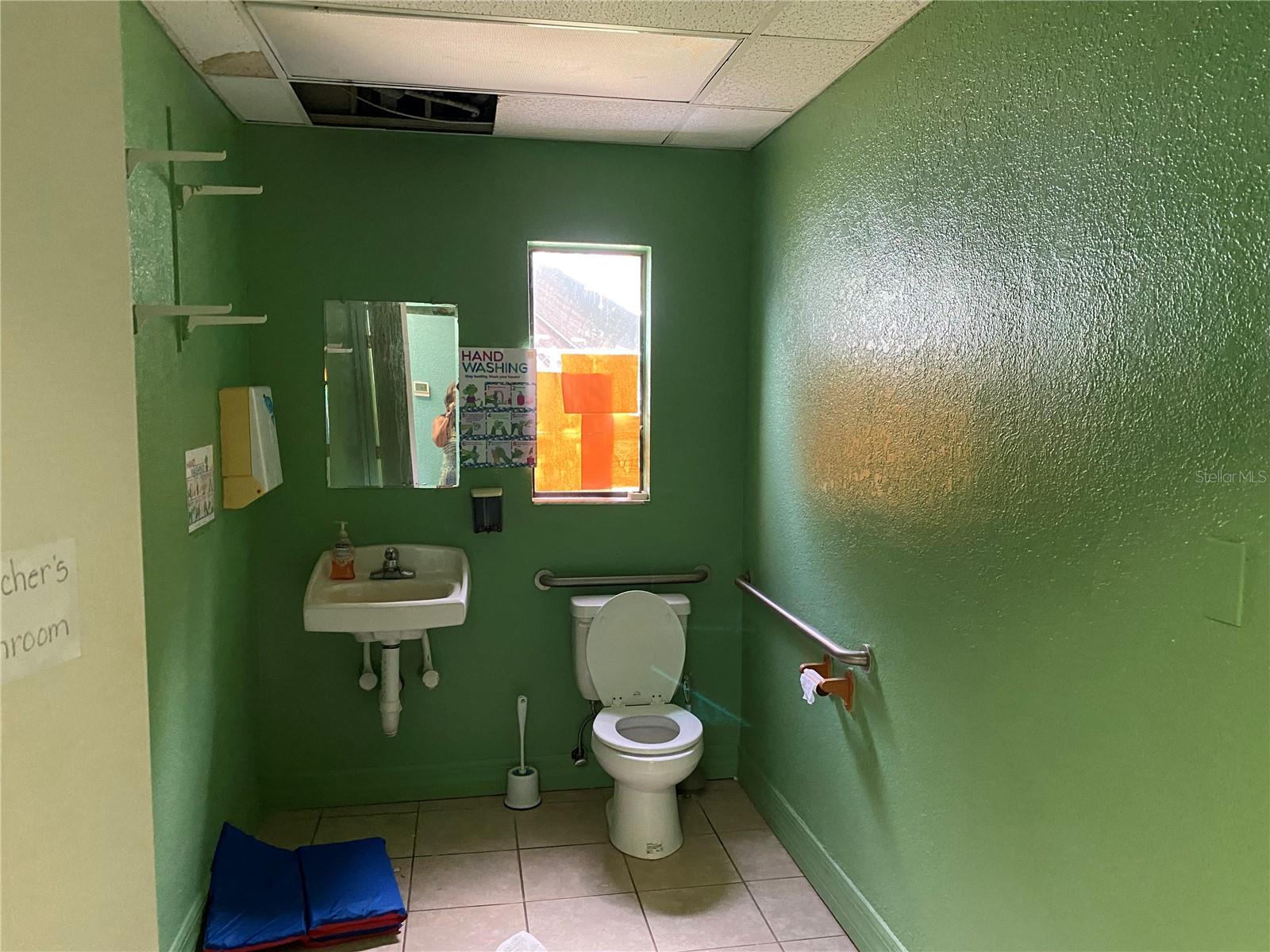 Image 12 of 16 For 207 Scenic Highway 207 & 211