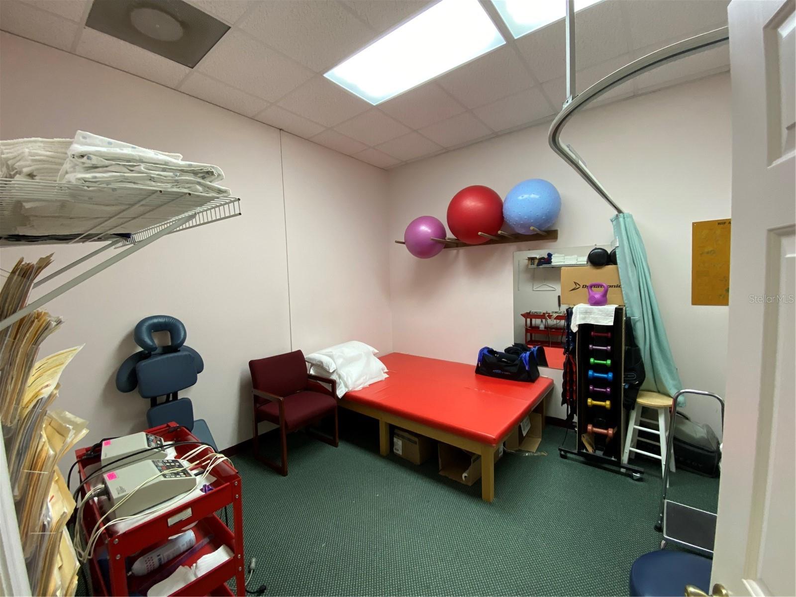 Image 20 of 26 For 205 Scenic Highway