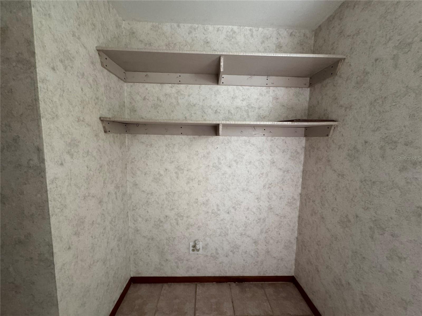 Image 12 of 15 For 225 Scenic Highway