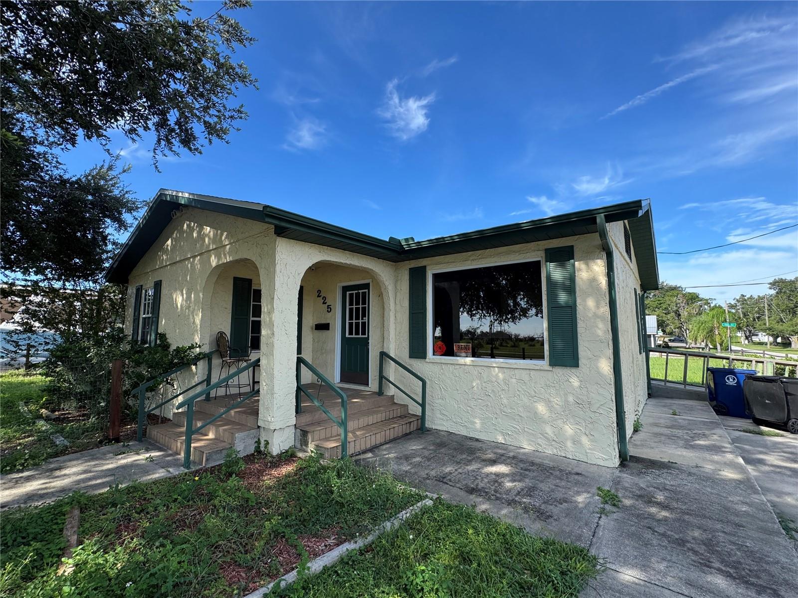 Image 14 of 15 For 225 Scenic Highway