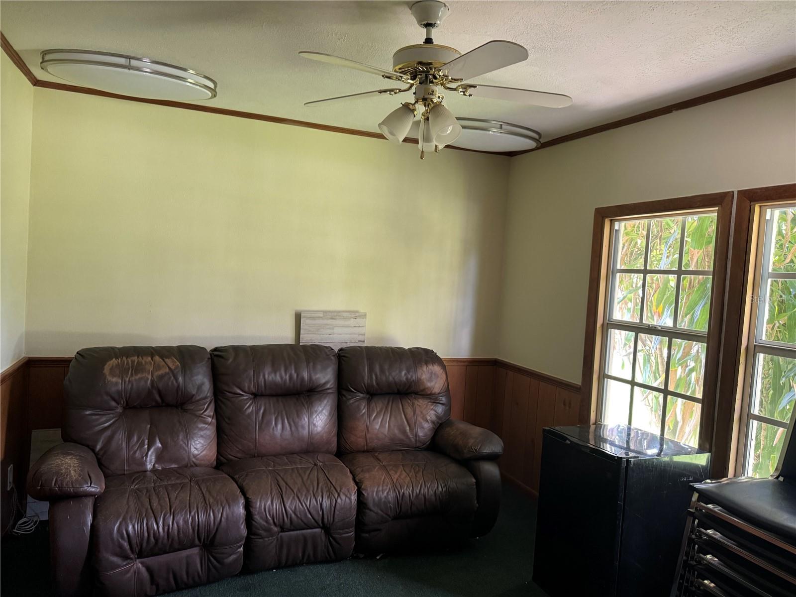 Image 7 of 15 For 225 Scenic Highway