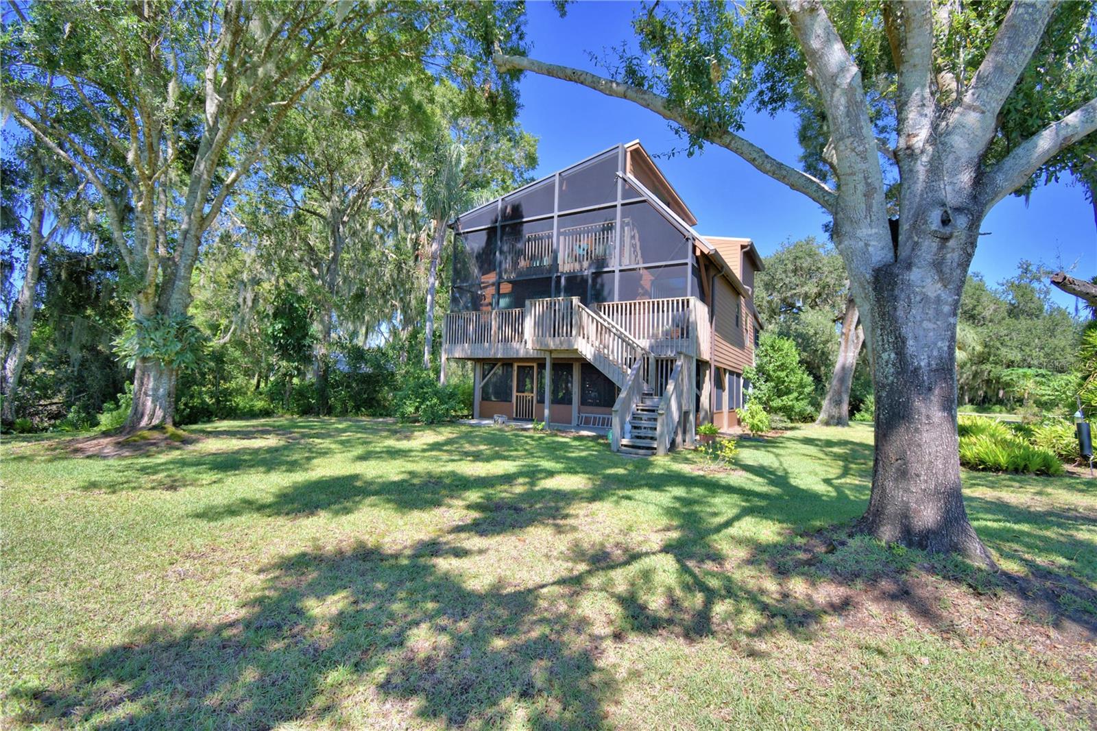 Image 23 of 83 For 733 Lake Reedy Boulevard