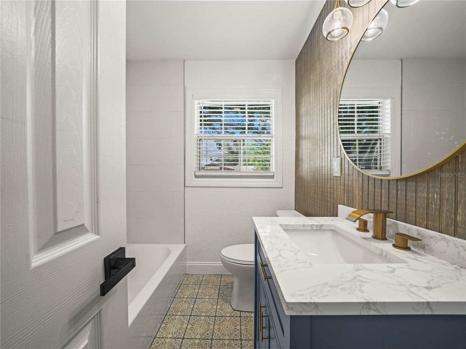 Image 14 of 23 For 125 80th Avenue N