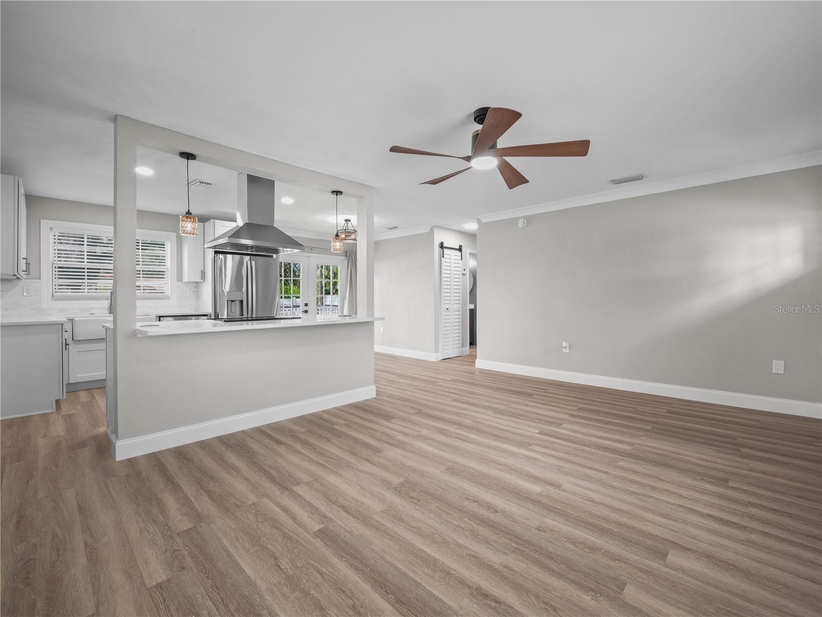 Image 6 of 23 For 125 80th Avenue N
