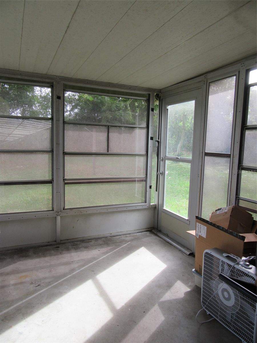 Image 21 of 26 For 2454 Martha Drive