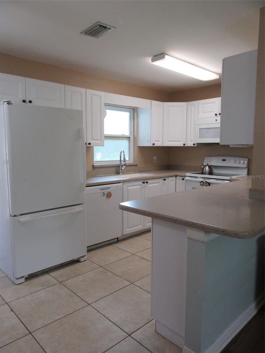 Image 7 of 26 For 2454 Martha Drive