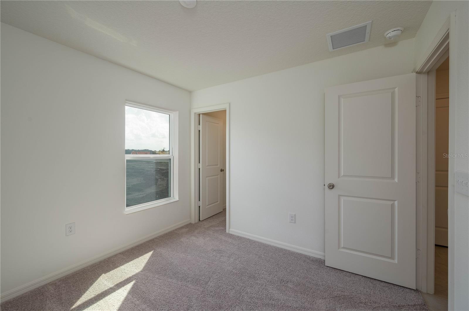Image 7 of 14 For 845 Wedgewood St