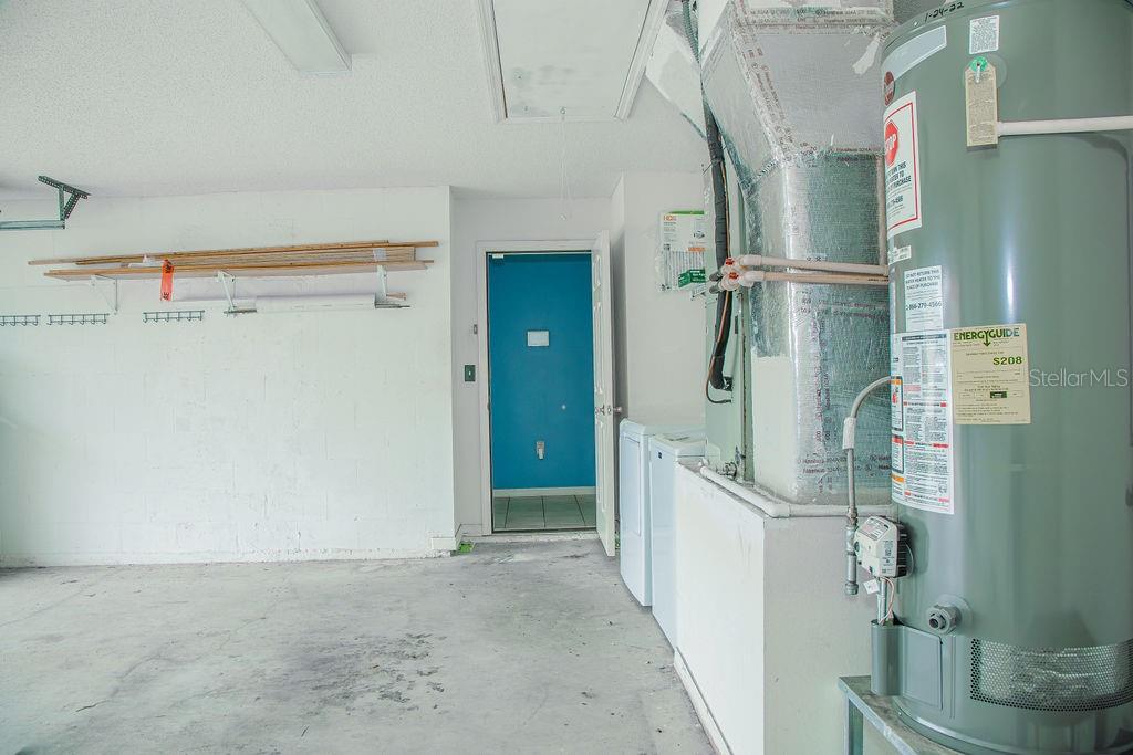 Image 24 of 51 For 260 Lake Suzanne Drive