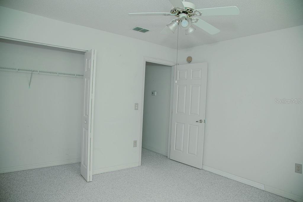 Image 44 of 51 For 260 Lake Suzanne Drive