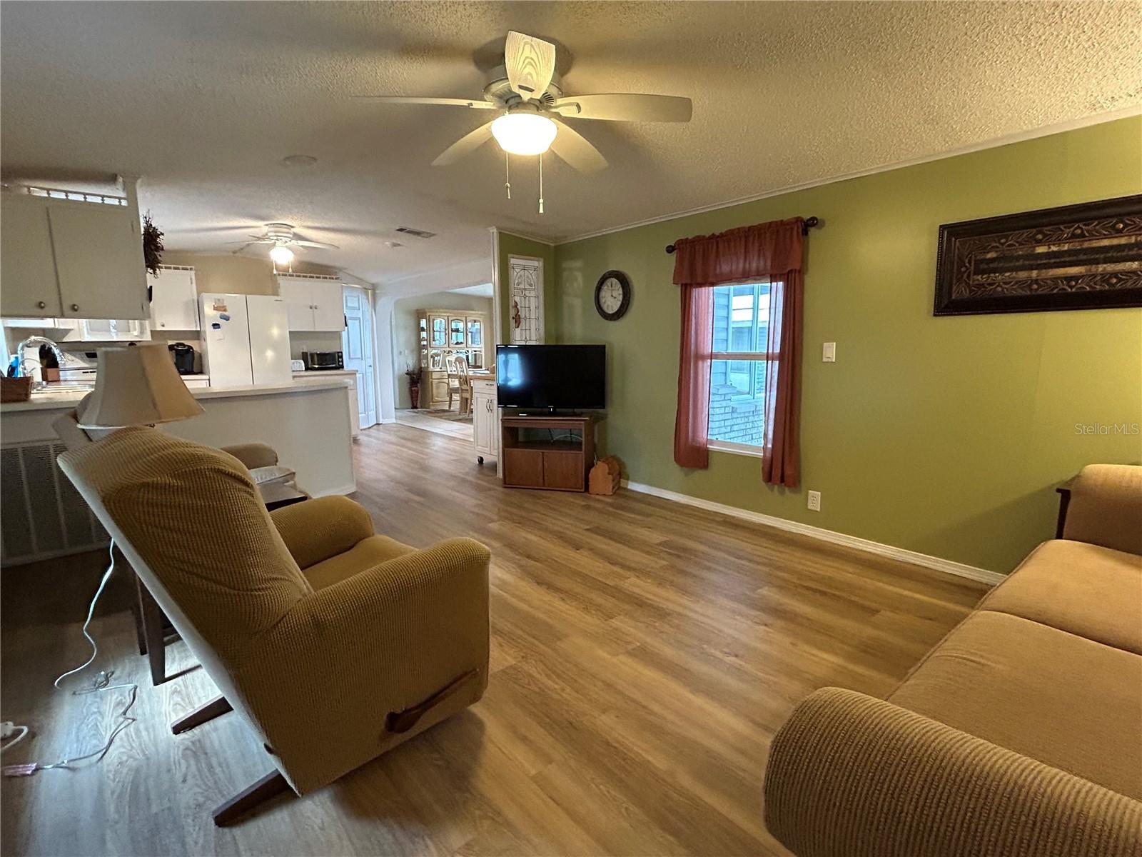 Image 10 of 18 For 245 Cherrywood Drive
