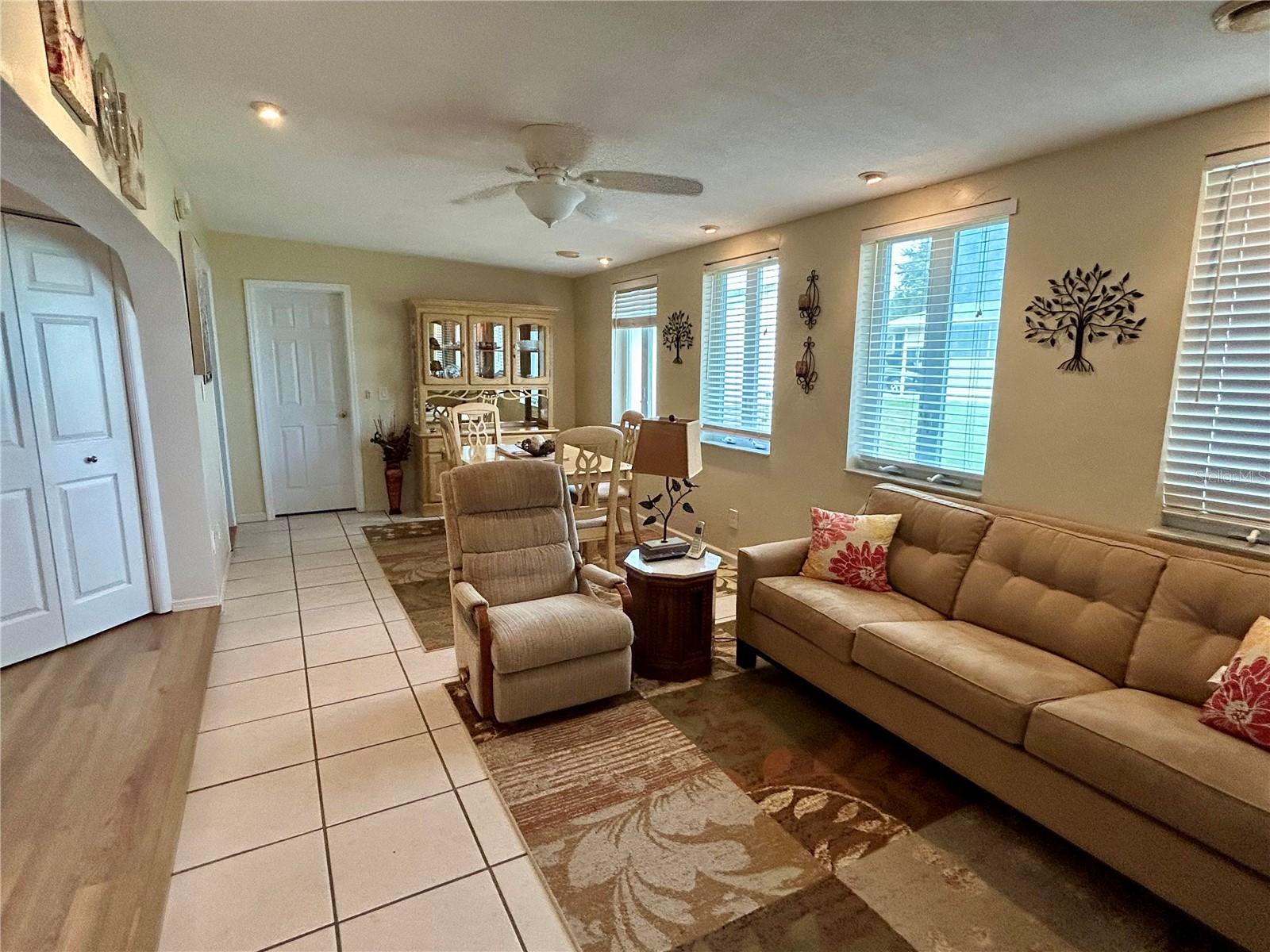 Image 3 of 18 For 245 Cherrywood Drive