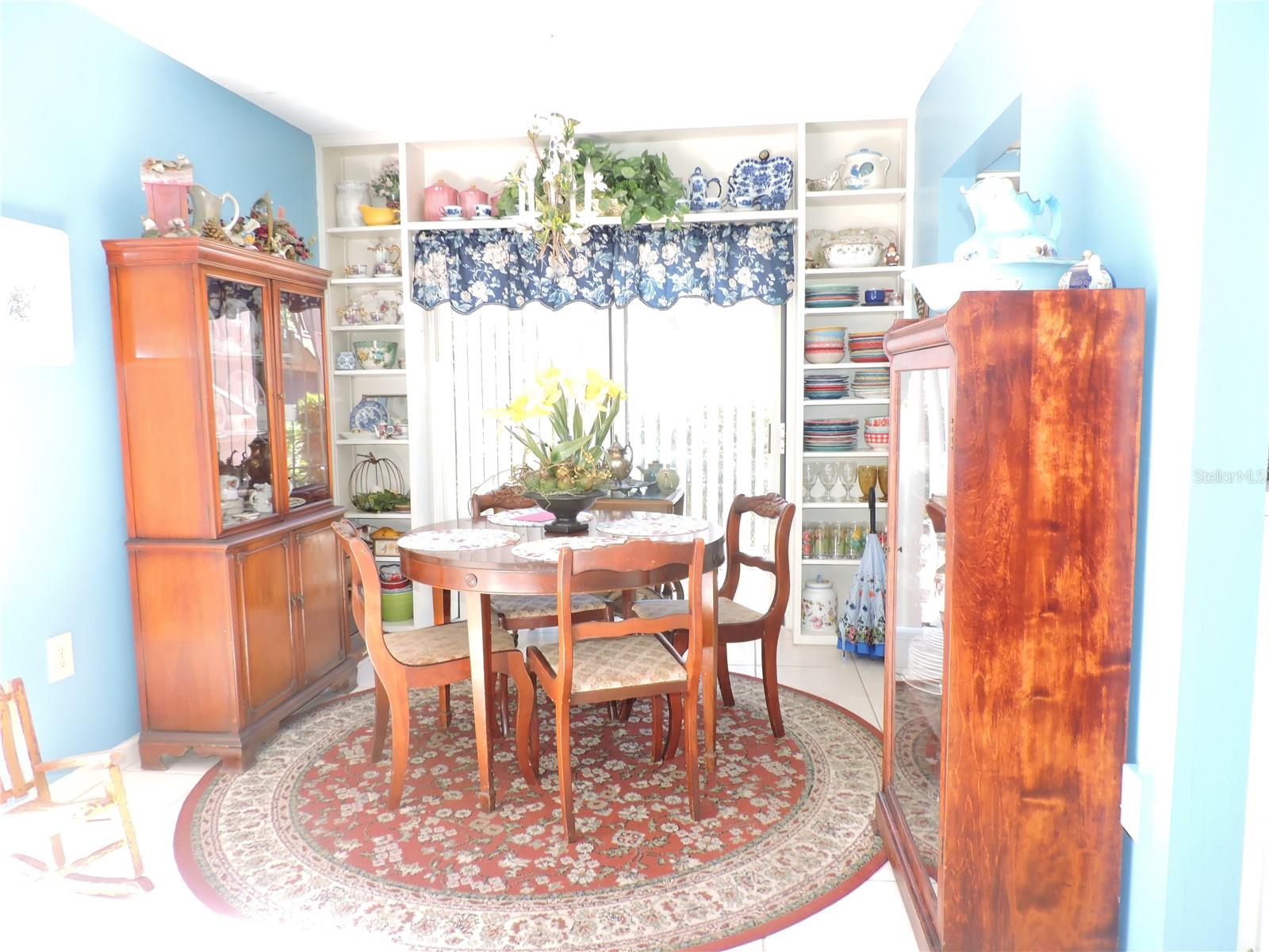 Image 11 of 43 For 133 La Casa  133