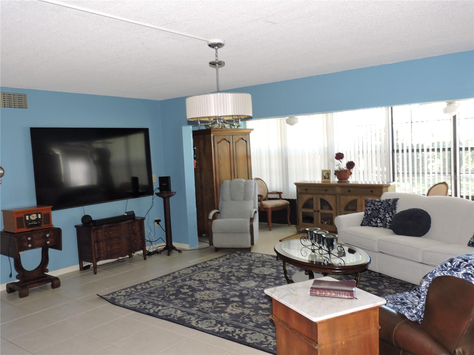 Image 16 of 43 For 133 La Casa  133