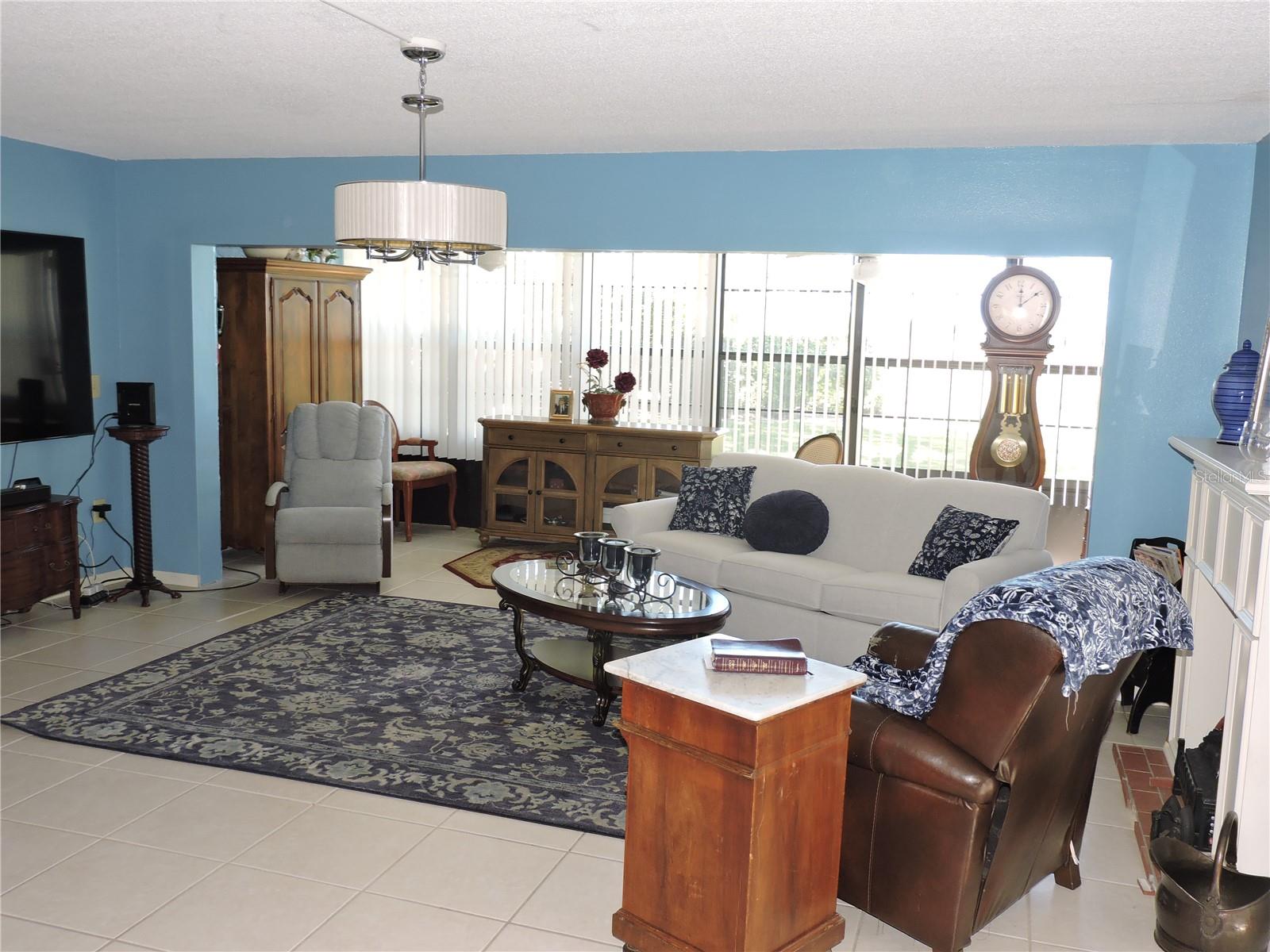 Image 17 of 43 For 133 La Casa  133