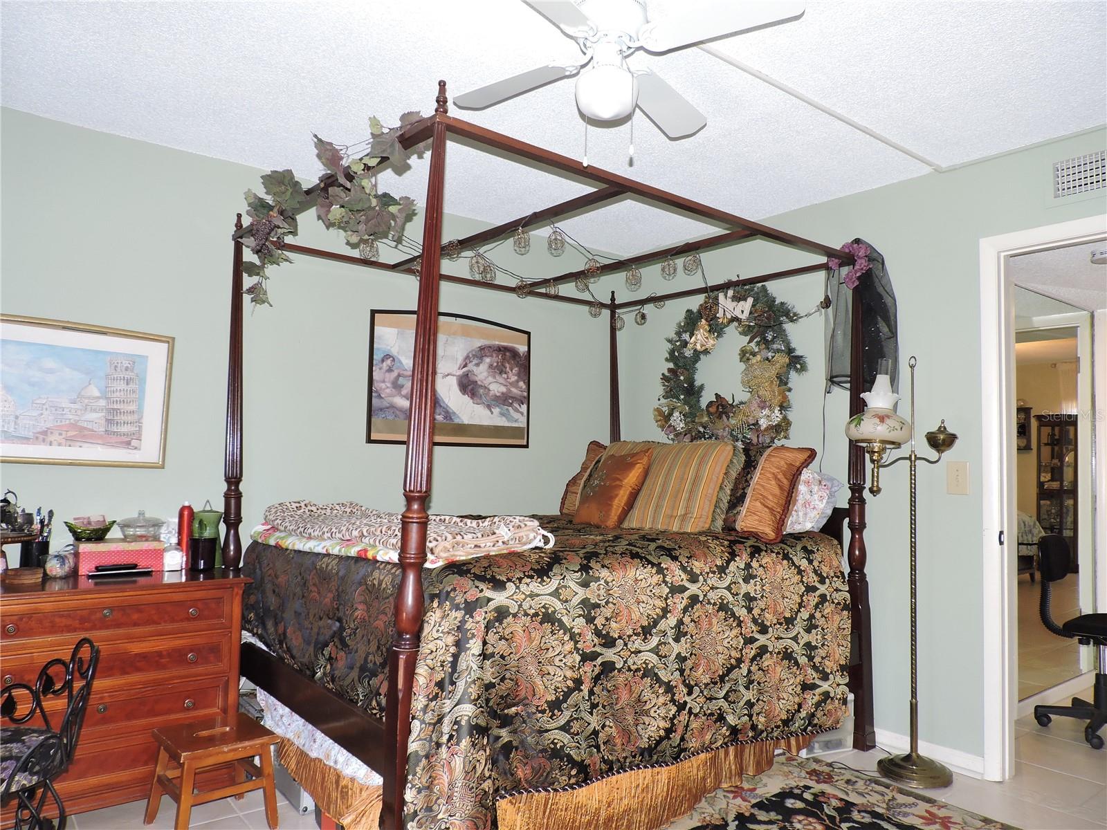 Image 27 of 43 For 133 La Casa  133