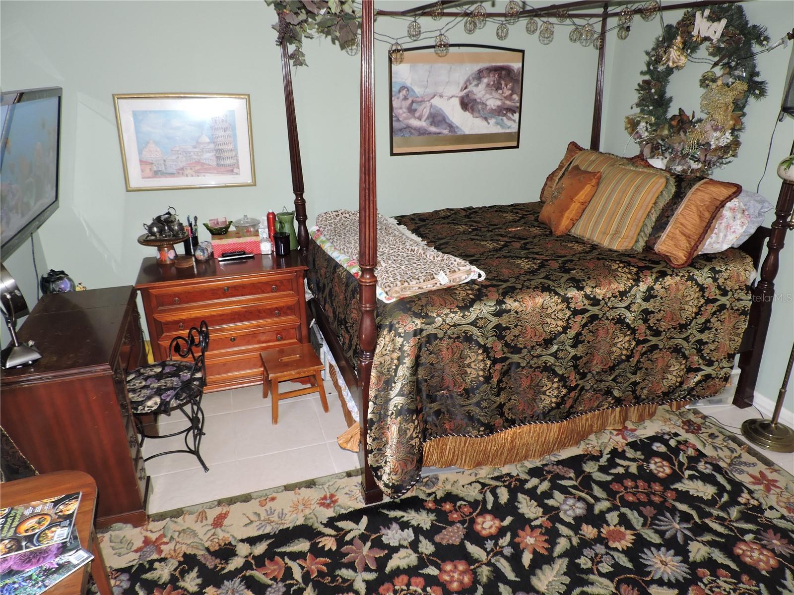 Image 28 of 43 For 133 La Casa  133