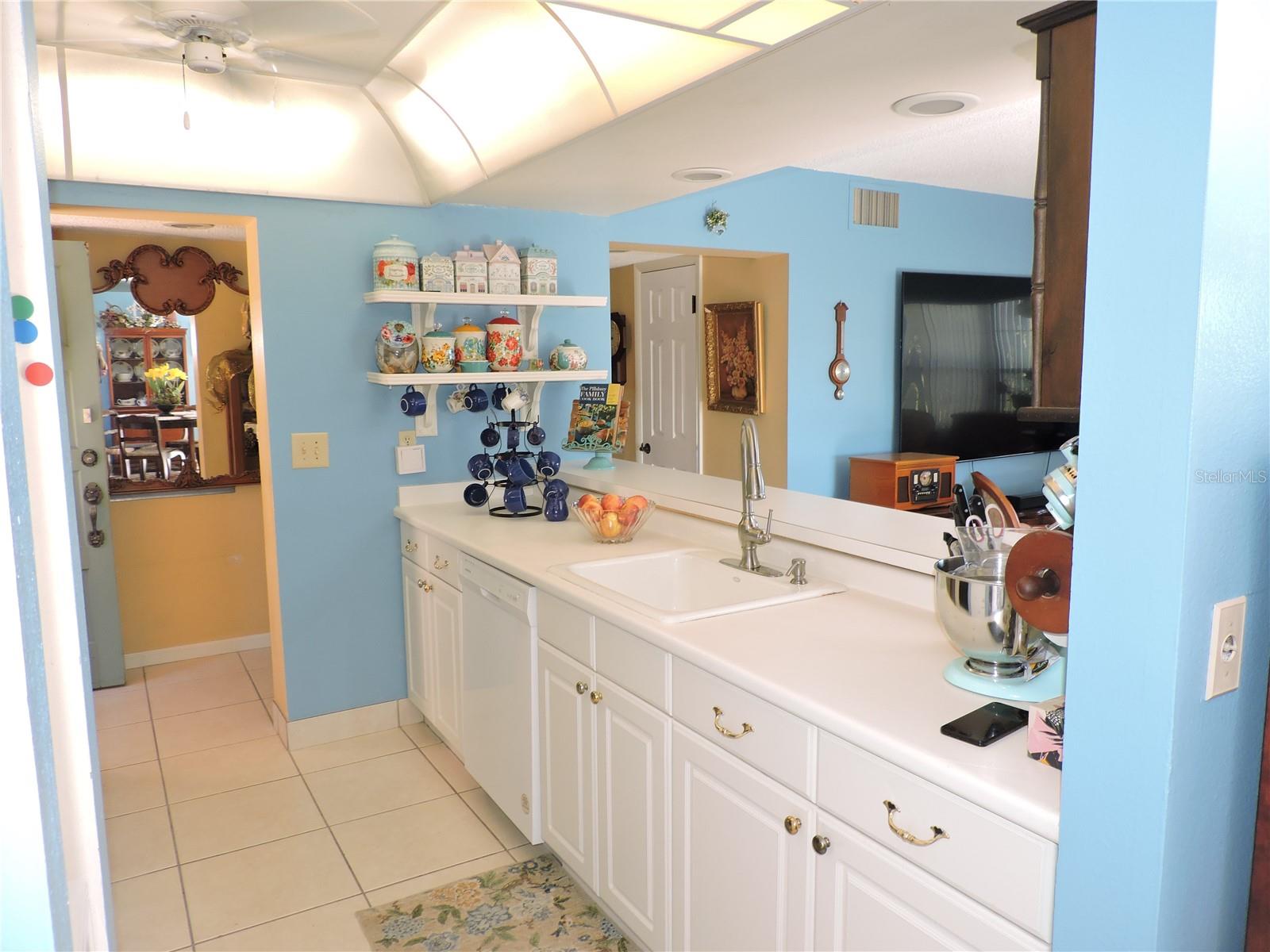 Image 6 of 43 For 133 La Casa  133