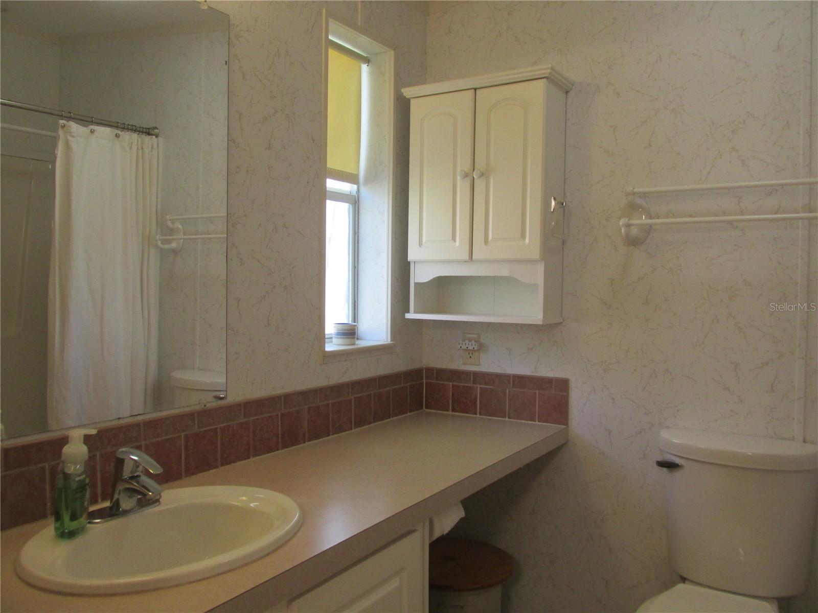 Image 17 of 46 For 11 Grey Fox Lane