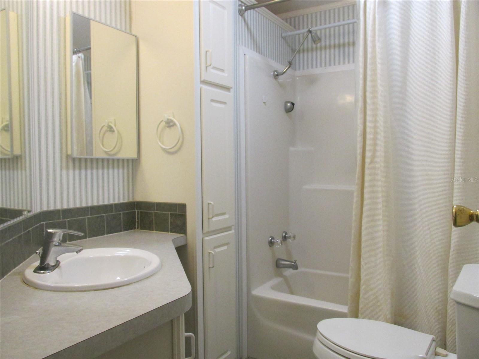 Image 20 of 46 For 11 Grey Fox Lane
