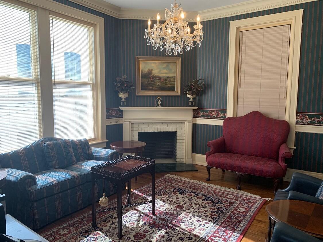 Image 2 of 15 For 250 Park Avenue