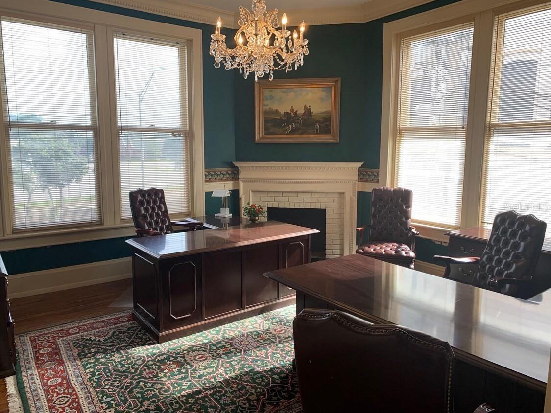 Image 5 of 15 For 250 Park Avenue