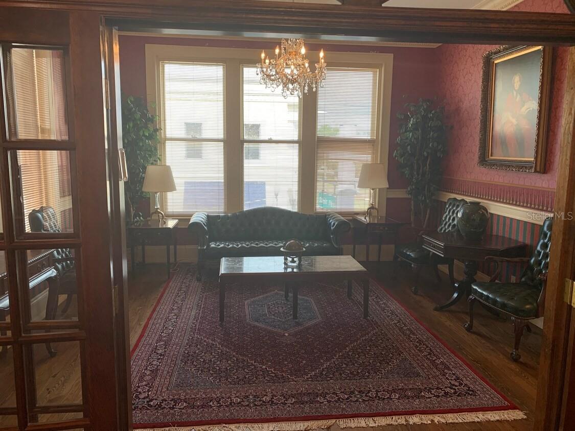 Image 8 of 15 For 250 Park Avenue