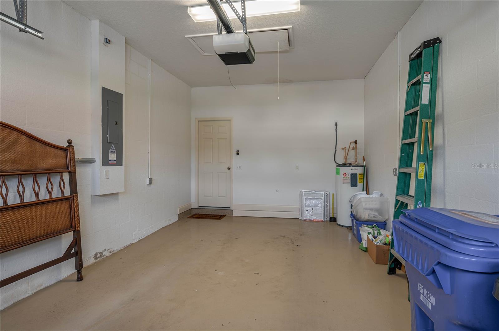 Image 21 of 23 For 3017 Mission Lakes Drive 3017