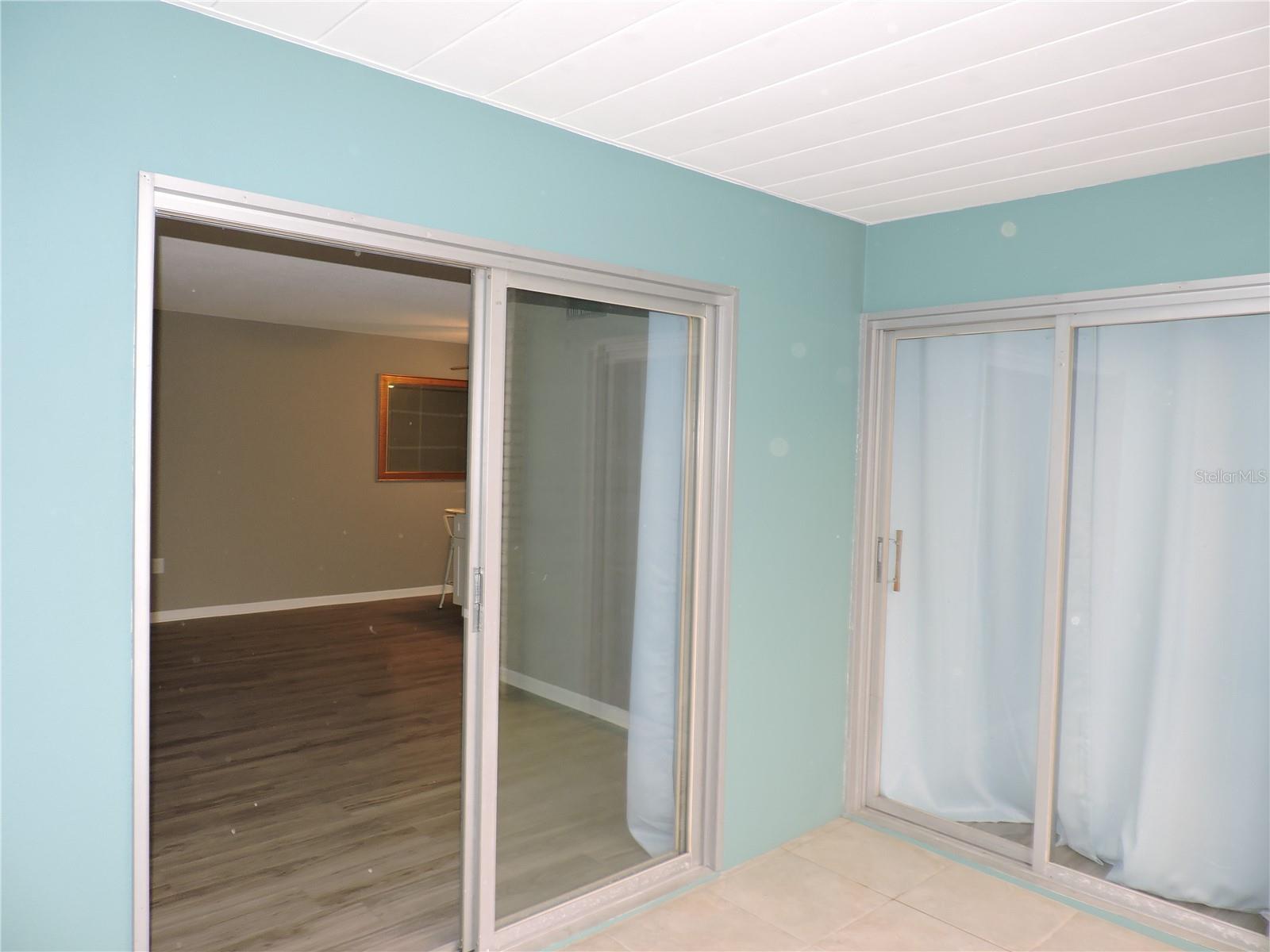 Image 13 of 50 For 711 Springer Drive 2