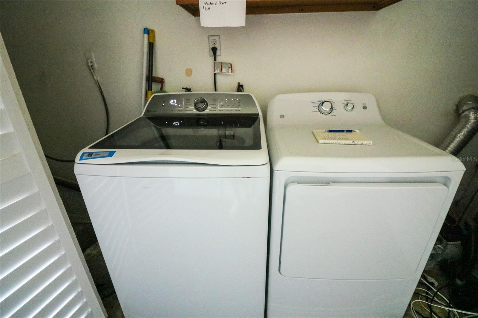 Image 18 of 50 For 711 Springer Drive 2