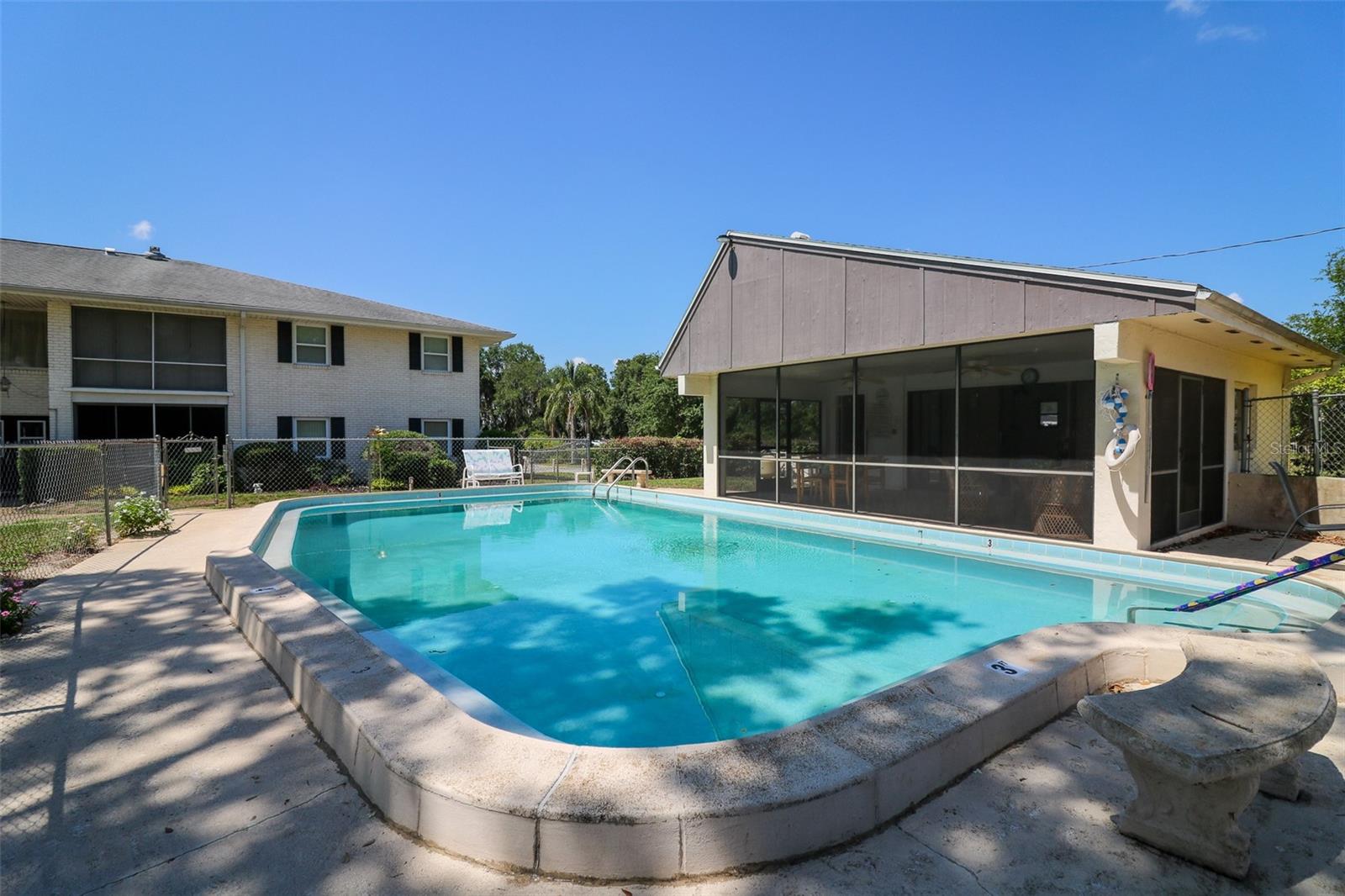 Image 31 of 50 For 711 Springer Drive 2