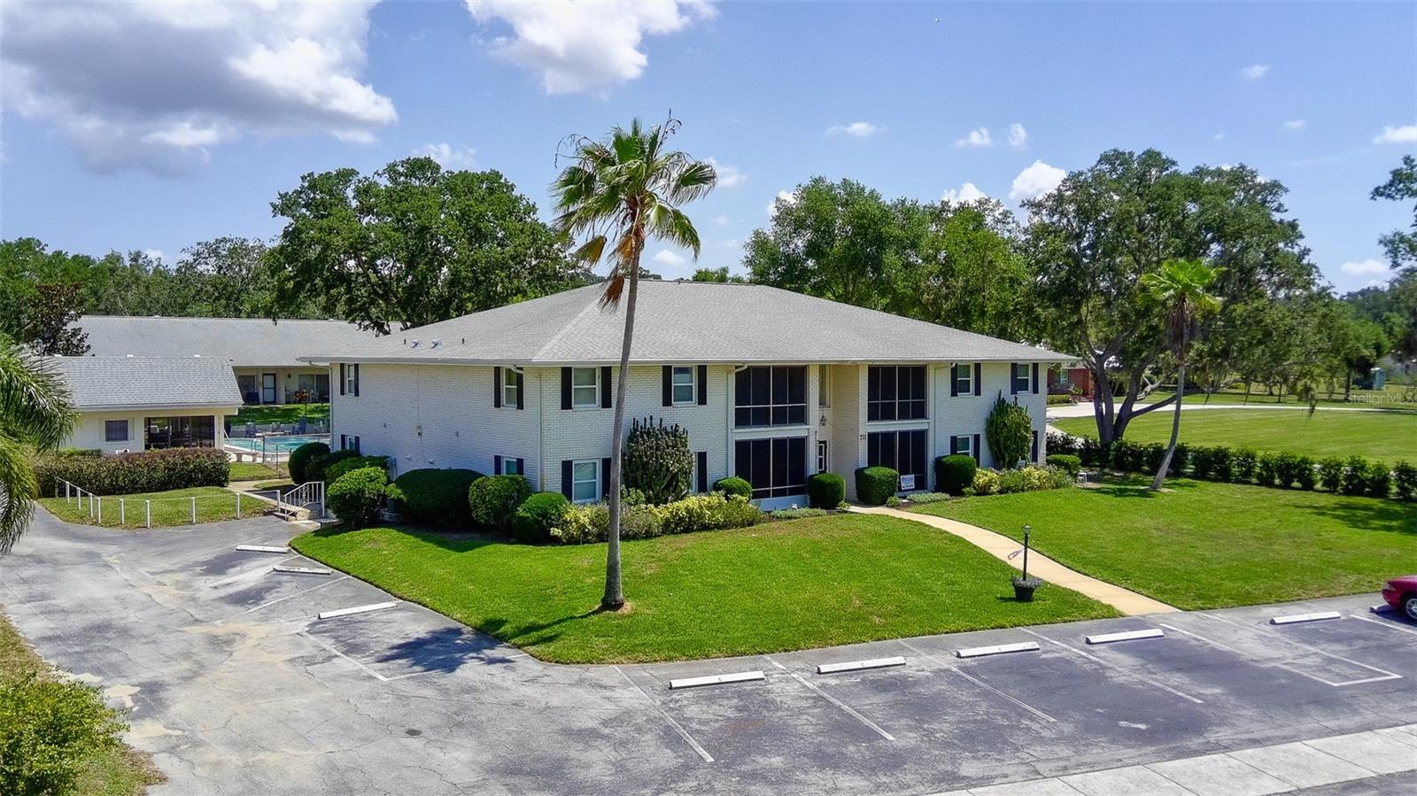 Image 41 of 50 For 711 Springer Drive 2