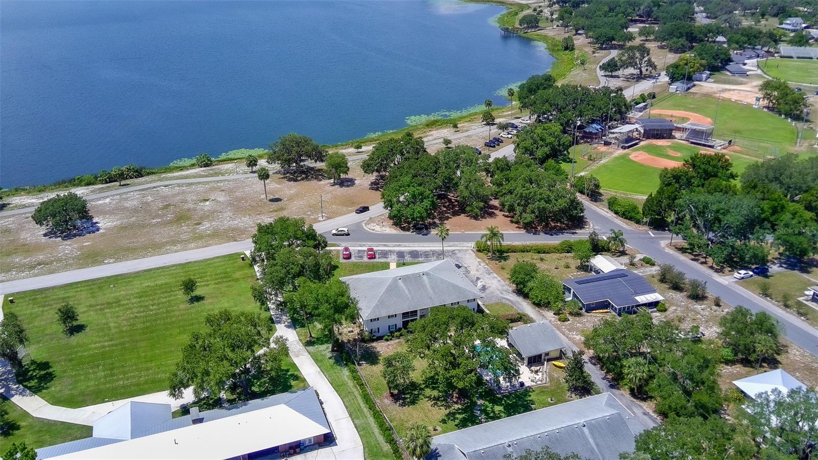 Image 44 of 50 For 711 Springer Drive 2