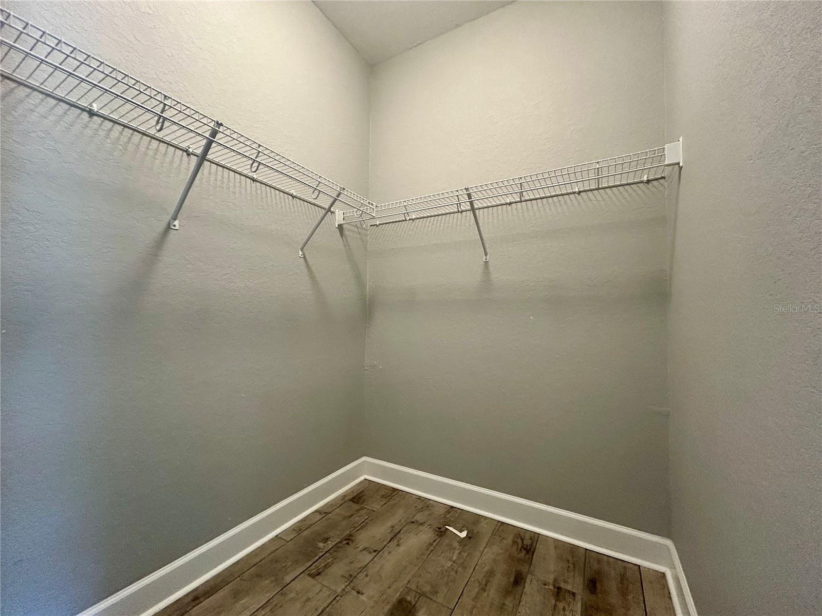 Image 20 of 31 For 1027 Campbell Avenue