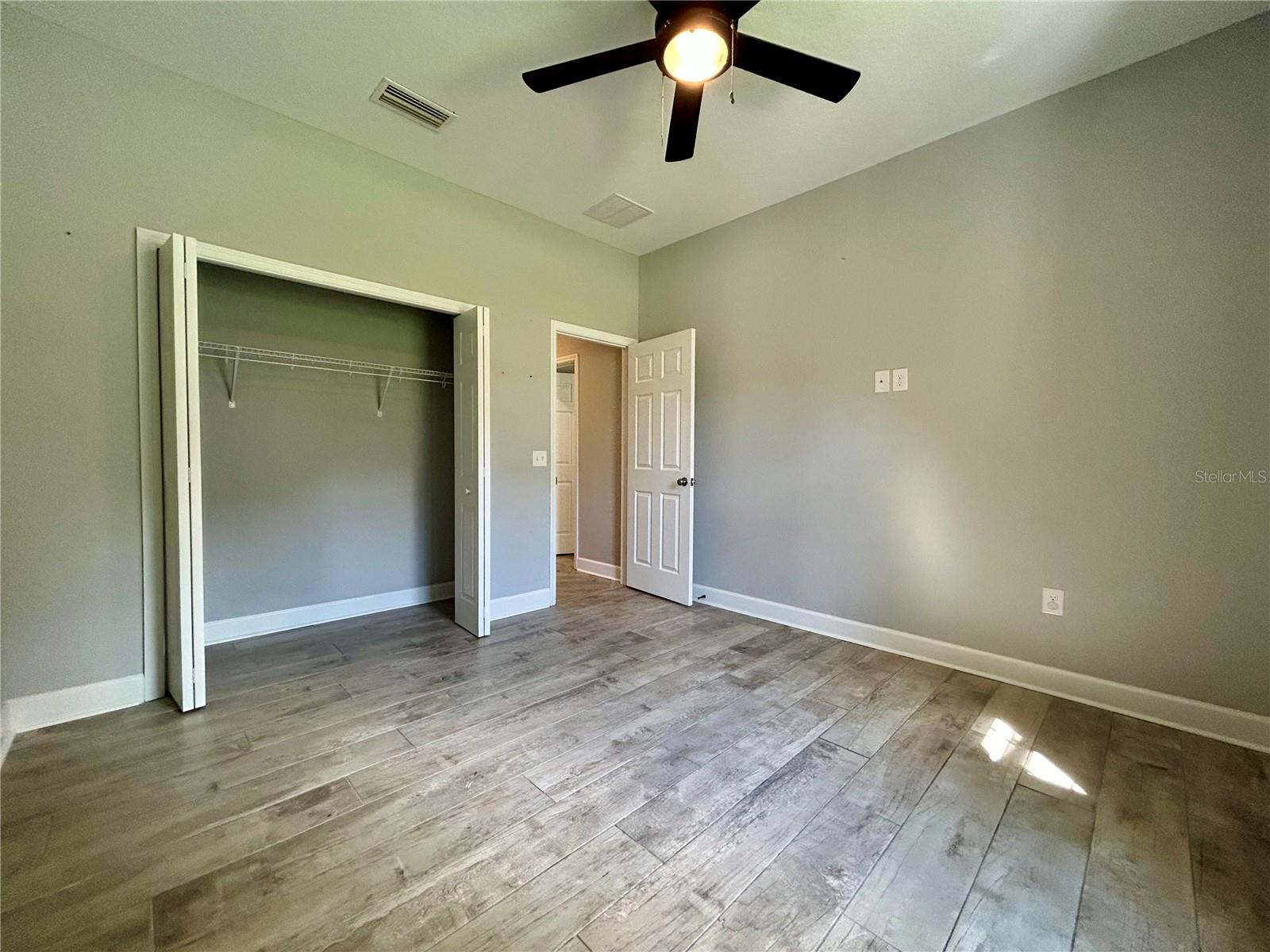 Image 25 of 31 For 1027 Campbell Avenue