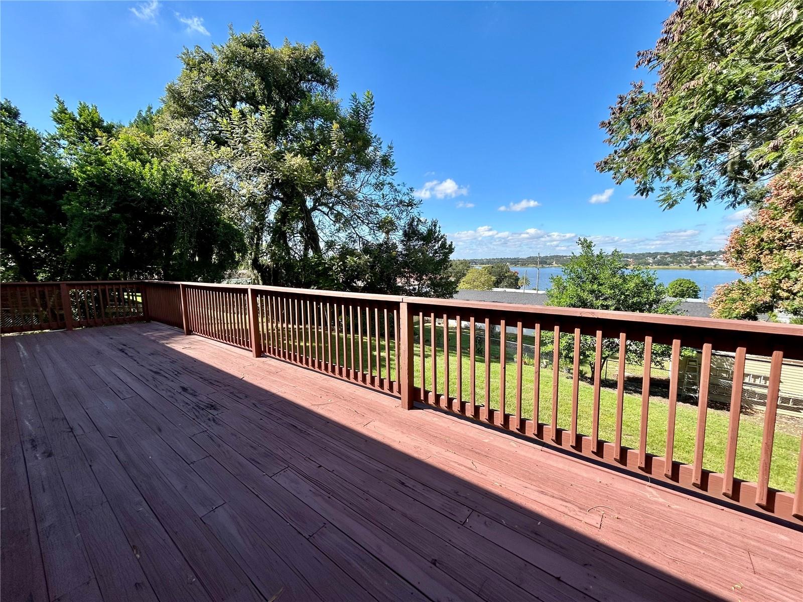 Image 28 of 31 For 1027 Campbell Avenue