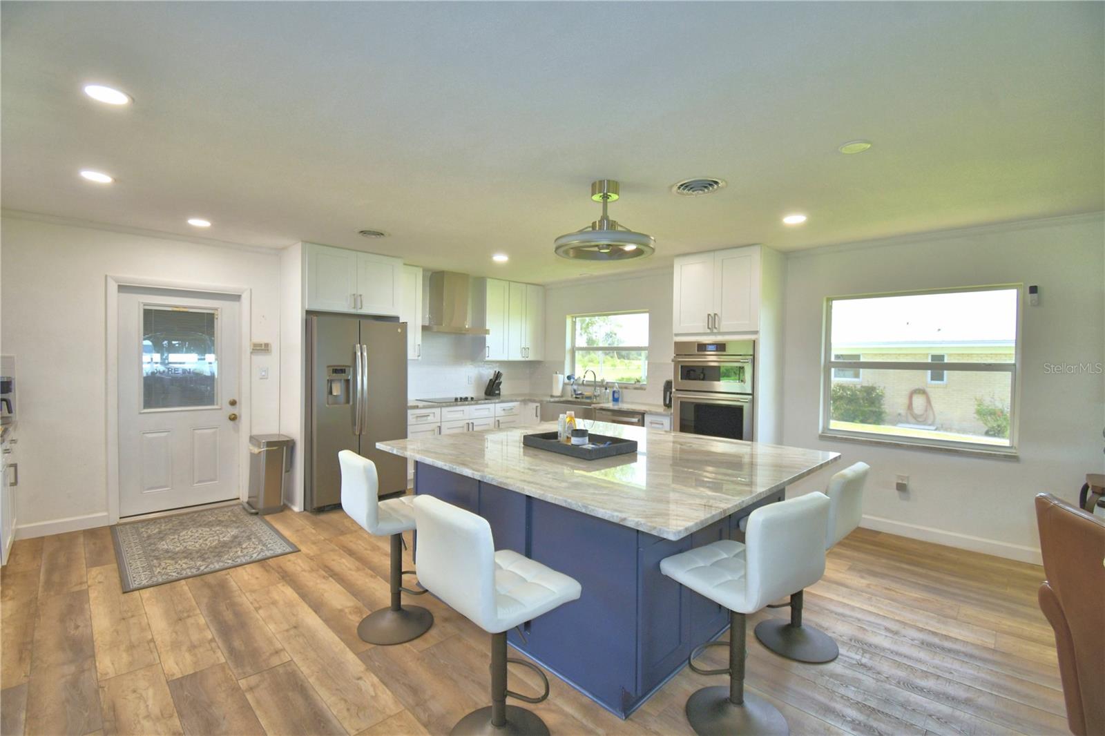 Image 4 of 12 For 823 Lake Reedy Boulevard