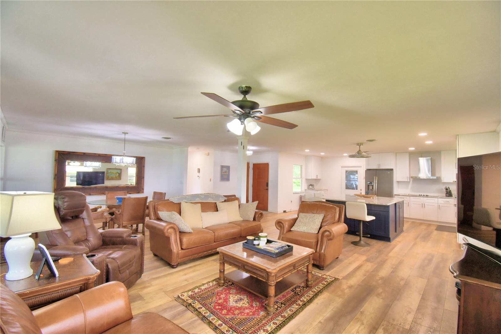 Image 6 of 12 For 823 Lake Reedy Boulevard