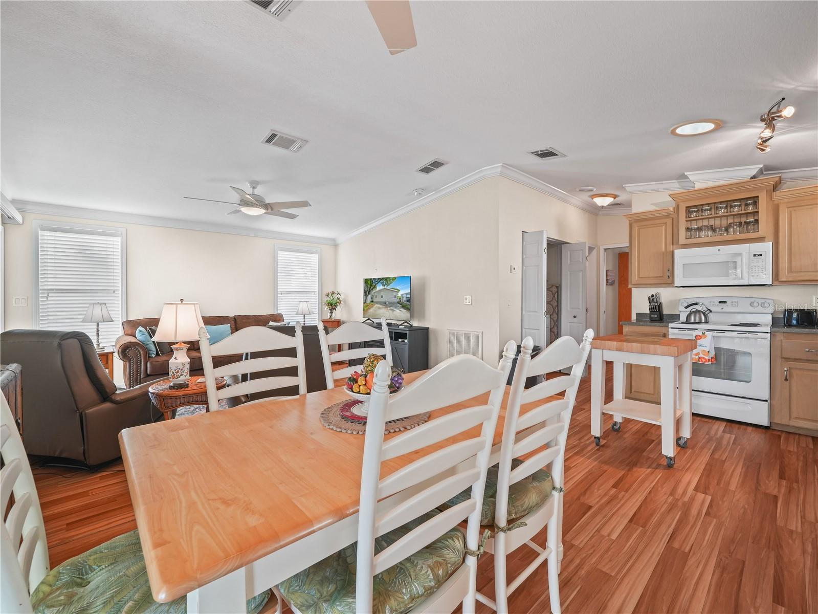 Image 8 of 36 For 8 Night Owl Circle