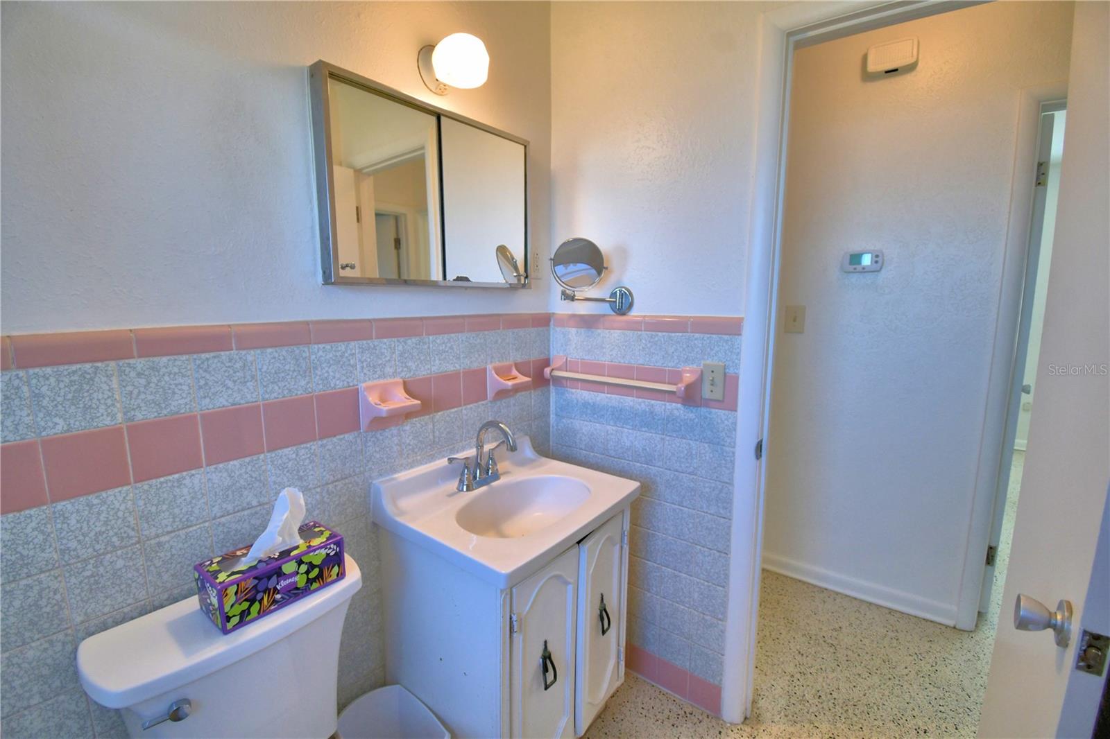 Image 20 of 49 For 105 Maxcy Lane