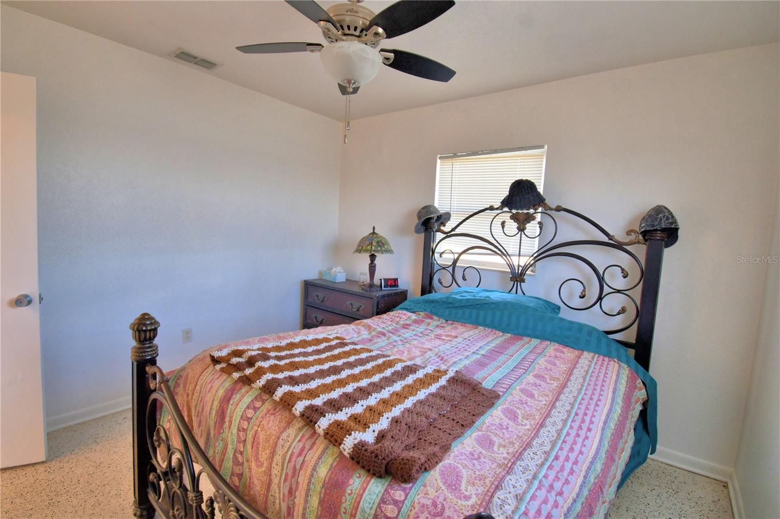 Image 22 of 49 For 105 Maxcy Lane