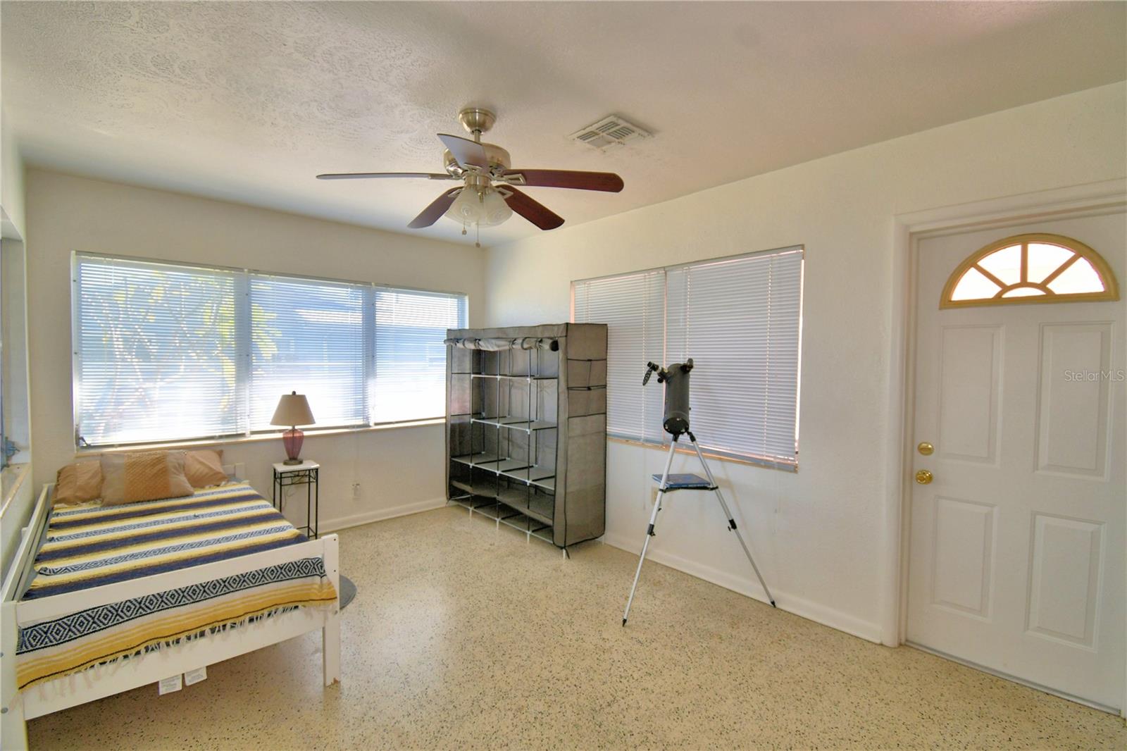 Image 25 of 49 For 105 Maxcy Lane